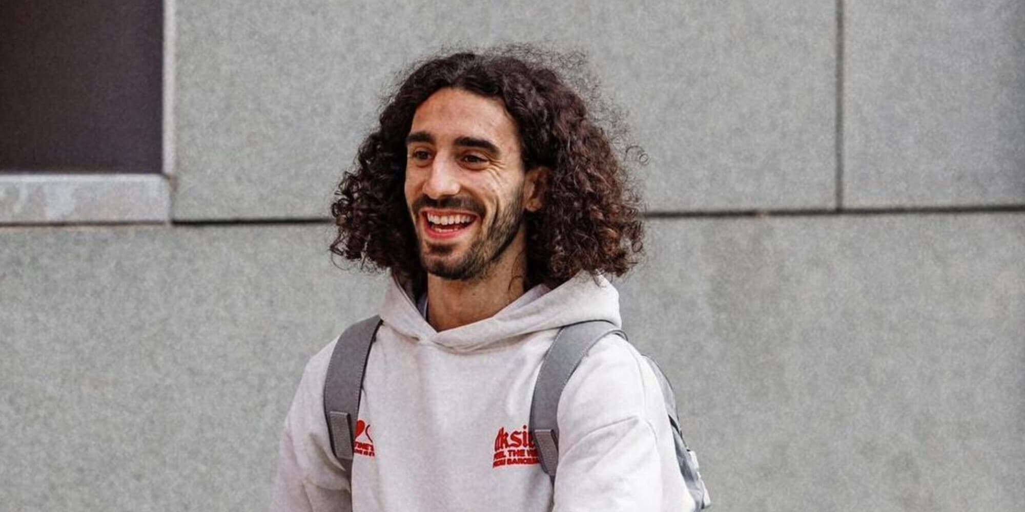 Cucurella e la promessa legata ai capelli: "Ho un problema...mia moglie"