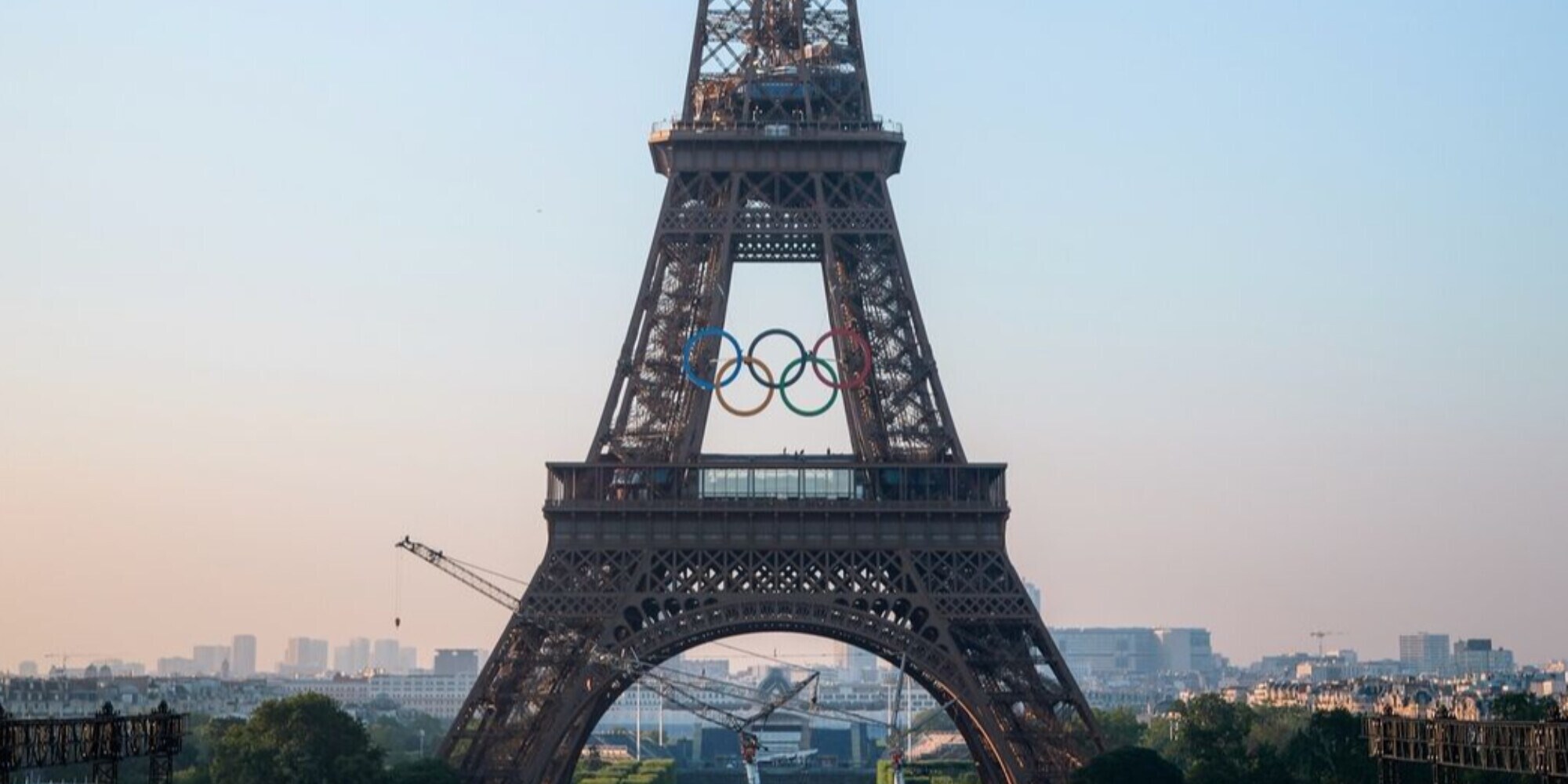 Olimpiadi Parigi 2024, nuovi problemi: dalla protesta degli atleti all'allarme febbre dengue