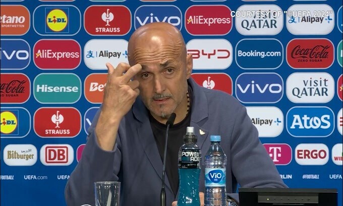 Spalletti: "Scamacca è bello chiaro come calciatore. Può fare gol in qualsiasi momento"