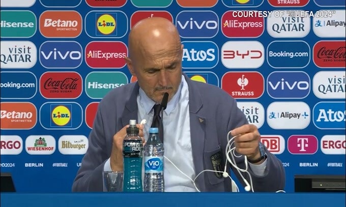Spalletti replica a un giornalista svizzero: "Allusione di cattivo gusto"