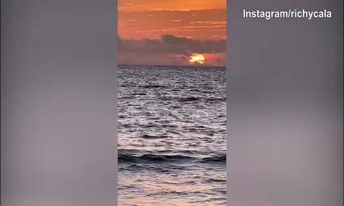 In attesa del futuro, Calafiori si gode uno spettacolare tramonto