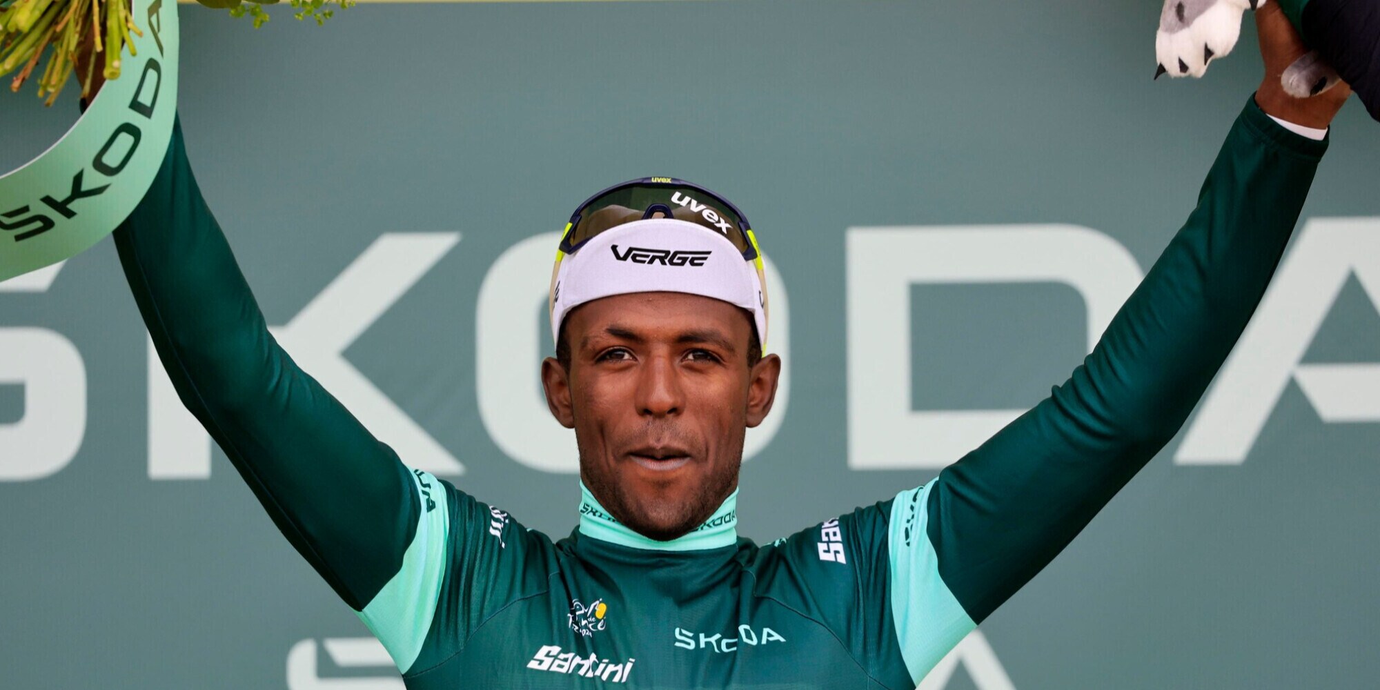 Girmay vince l'8ª tappa del Tour de France, Pogacar resta maglia gialla