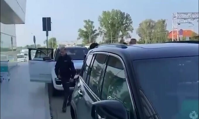 Juventus, l'arrivo a Caselle di Thuram