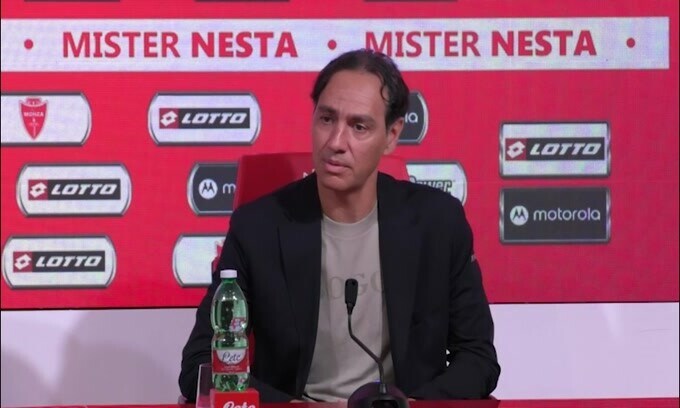 Nesta: "Si vede la mano di Berlusconi. Per me significa molto essere qui"