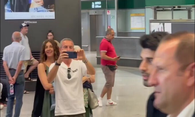Inter, Taremi inizia l'avventura nerazzurra: ecco lo sbarco a Malpensa