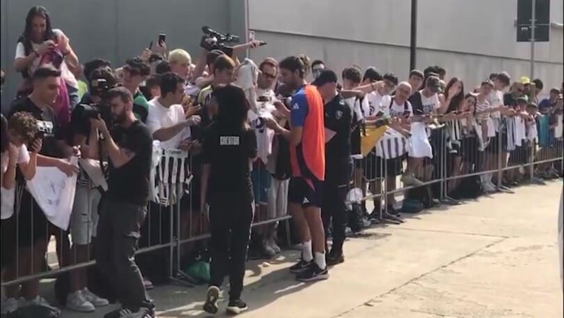 Juve: visite mediche per Locatelli, Arthur e Miretti al JMedical