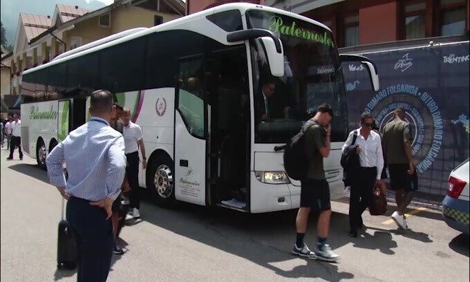 Napoli, che entusiasmo per Conte e Osimhen a Dimaro
