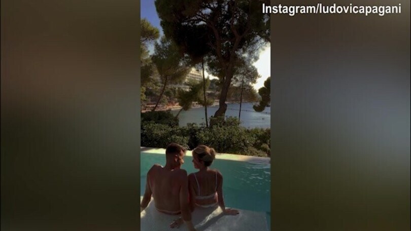 Ludovica Pagani e Stephan El Shaarawy in Grecia tra momenti romantici