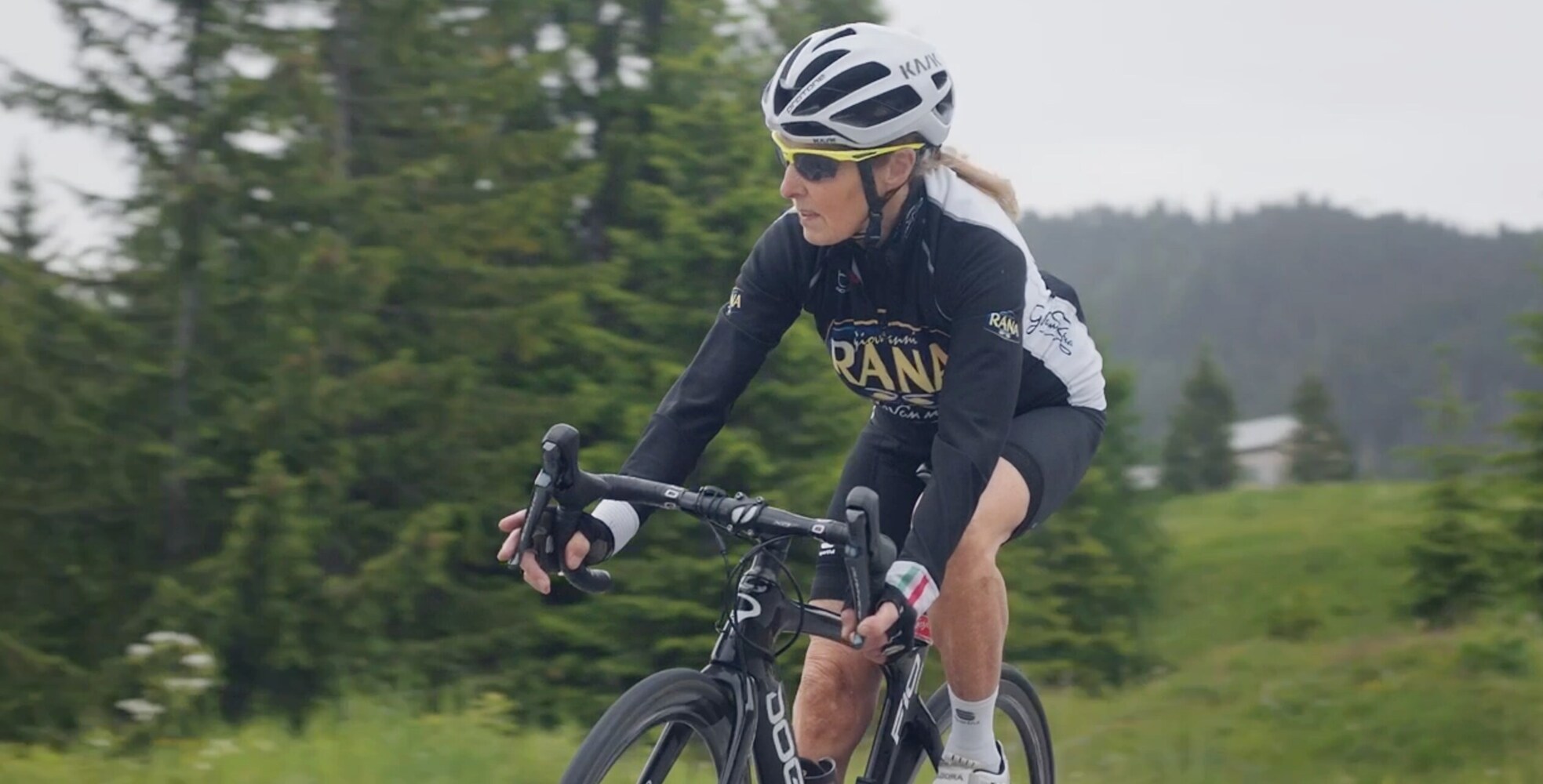 “Indomita - Storia di Maria Canins”, il trailer del docufilm dedicato alla campionessa di ciclismo