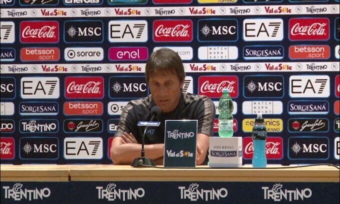 Conte: "Stiamo facendo mercato in modo giusto"