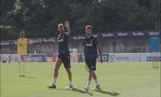 Napoli, Politano gol in allenamento: l'attaccante è scatenato