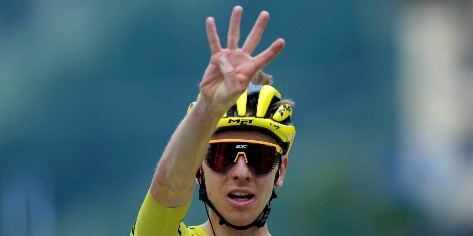 Pogacar imperiale, trionfa anche nella 19ª tappa e ipoteca il Tour de France