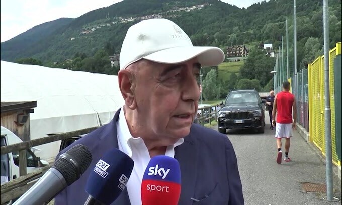 Galliani svela: "Szczesny? Non l'ho sentito, ma sentirò altri..."