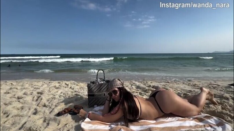 Wanda Nara, messaggio social: "Parli portoghese?"