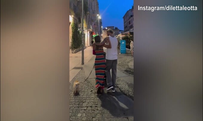Bacio a Milano per Diletta Leotta e Karius