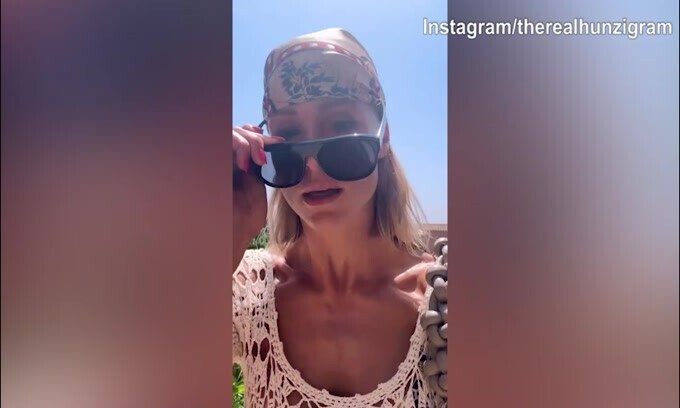 Michelle Hunziker va in spiaggia: "Che caldo..."