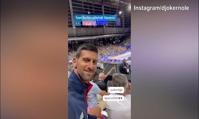 Francia-Serbia volley, Djokovic sugli spalti
