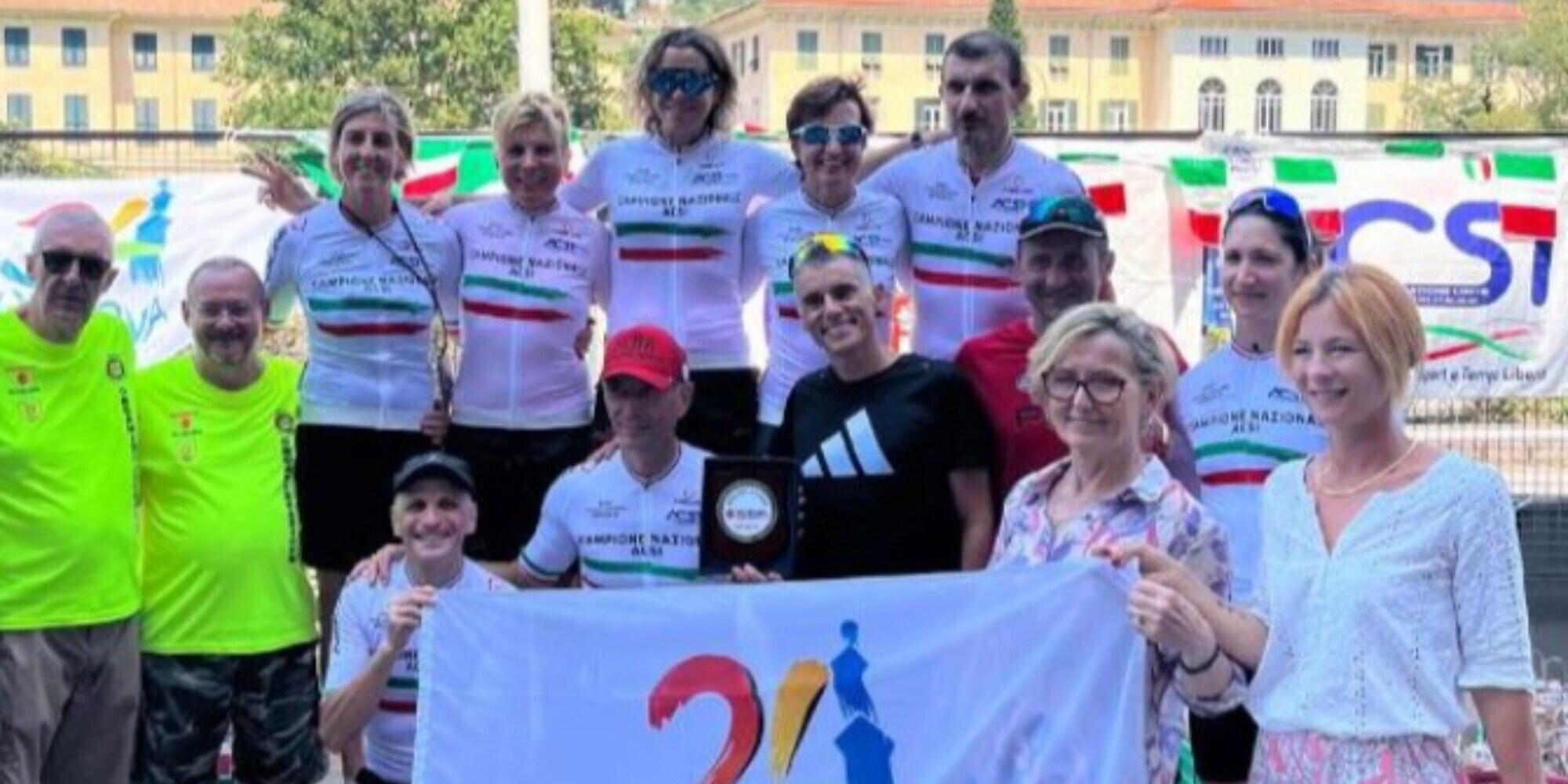 La "Grande Crono di Genova" abbraccia la paralimpica Eleonora Mele