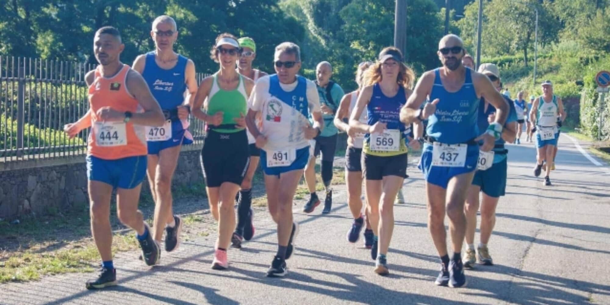 Orta 10 in 10: dopo 5 giorni di gare Holland, Falk e Pelagalli corrono verso il Guinness World Record