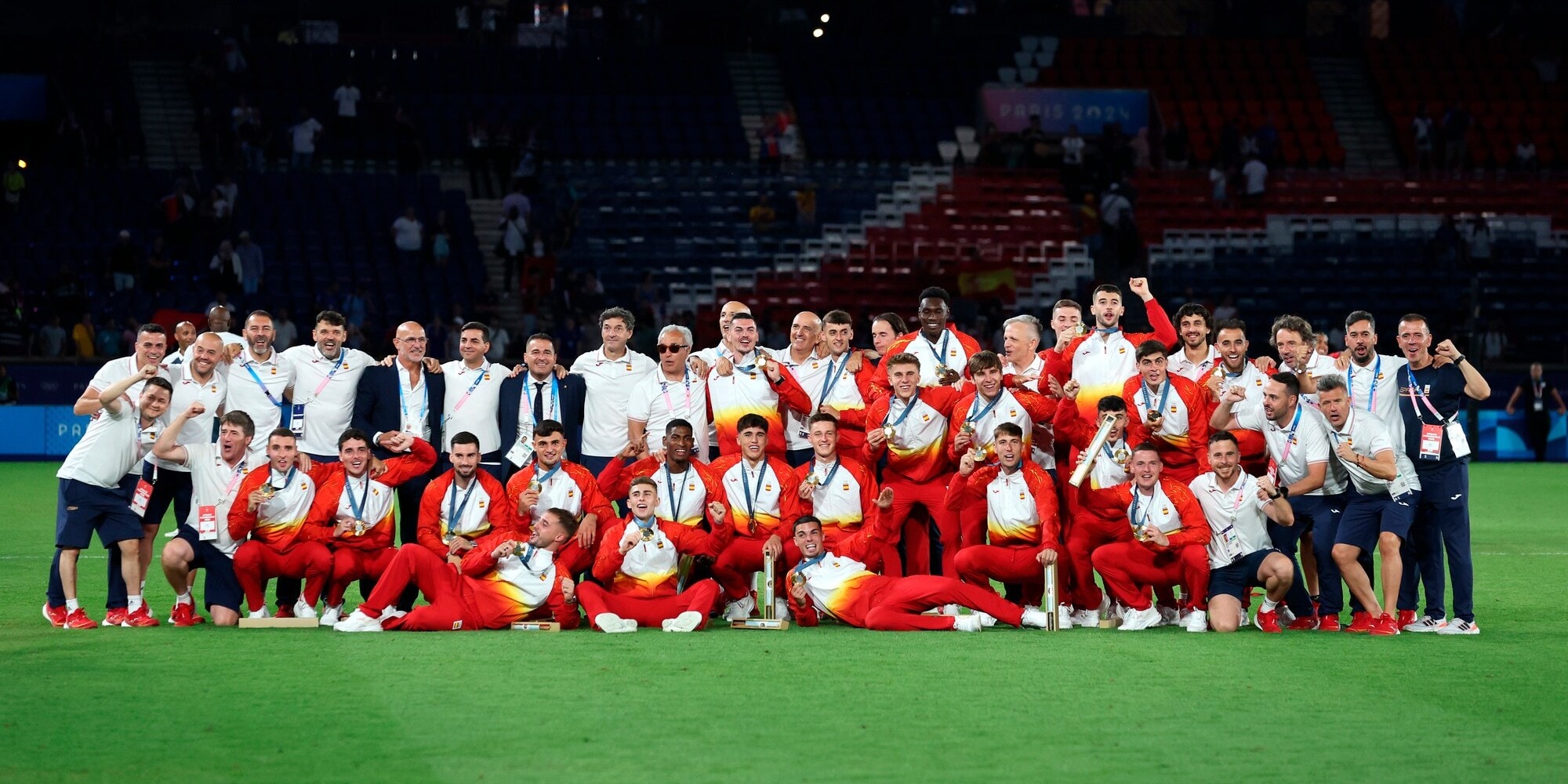 Vamos, Spagna d'oro! E la nemesi parigina castiga Henry quindici anni dopo