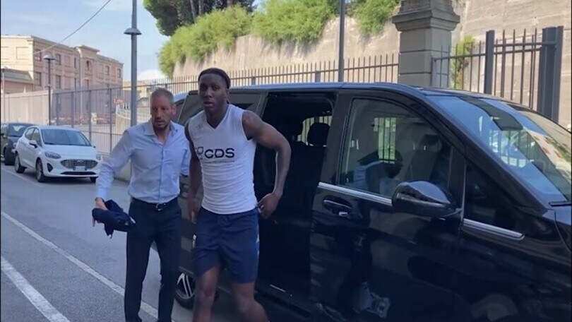 Genoa, Norton-Cuffy svolge le visite mediche