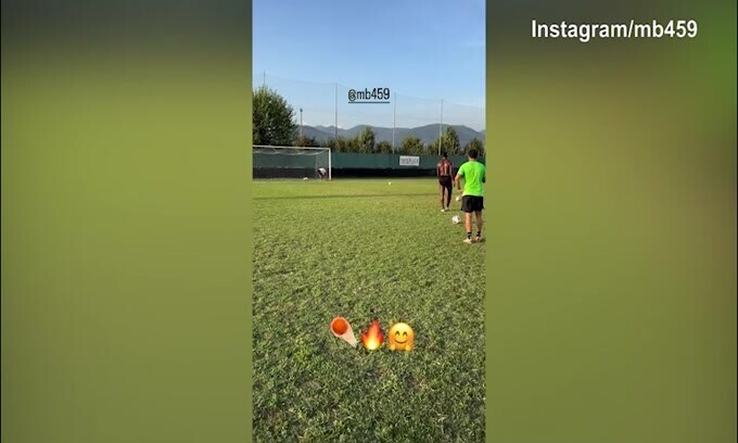 Balotelli, che punizioni!