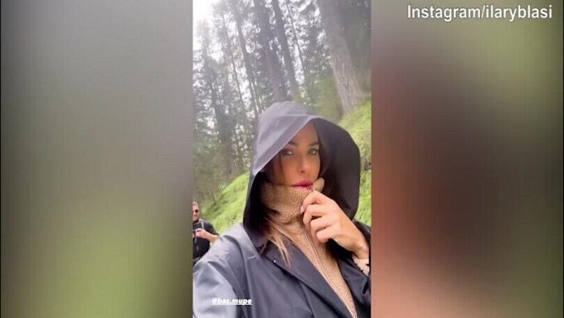 Ilary Blasi e Bastian Muller insieme in montagna