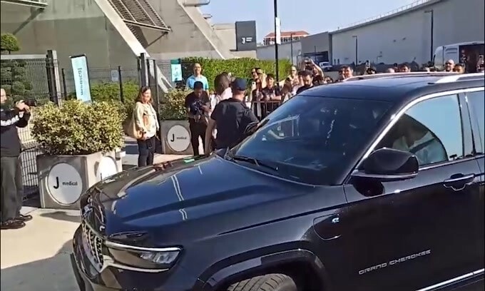 Juve, Kalulu inizia le visite mediche