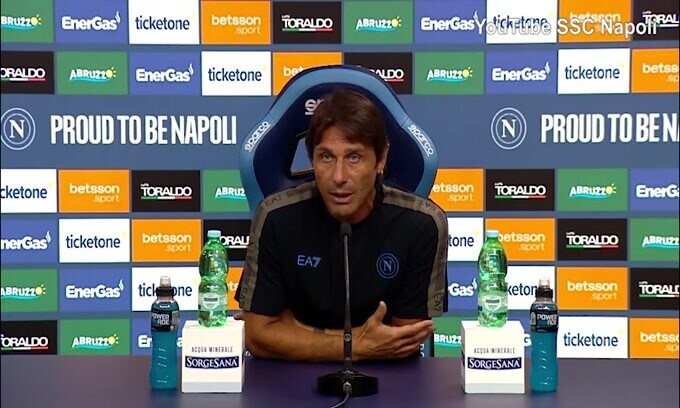 Conte e la metafora con il pugilato: "I cazzotti si prendono, ma si danno anche..."
