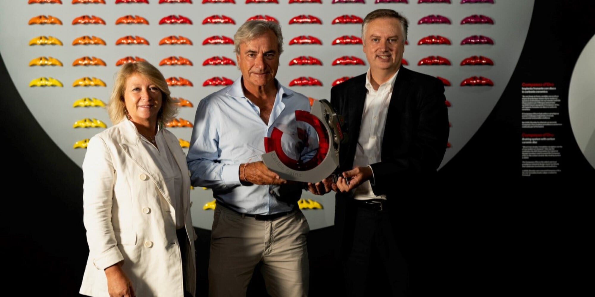 Carlos Sainz senior visita Brembo in occasione del Gran Premio di Formula 1 di Monza