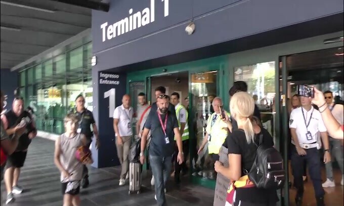 Roma, ecco lo sbarco di Hermoso a Fiumicino