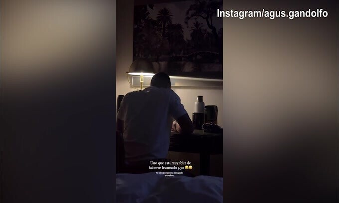Agustina stuzzica Lautaro: "Uno felice di essersi alzato alle 5..."
