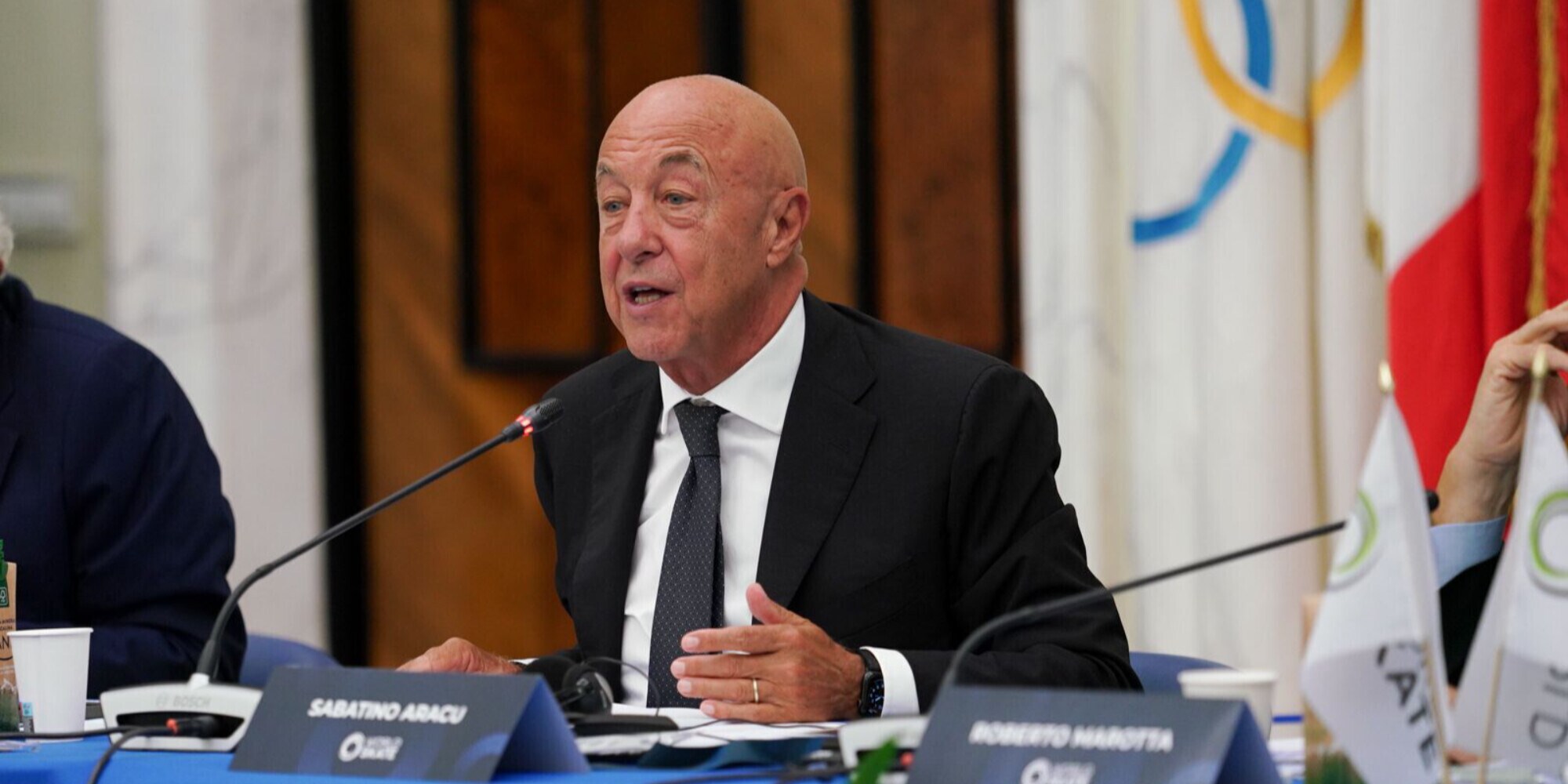 Sabatino Aracu confermato Presidente della Federazione Mondiale