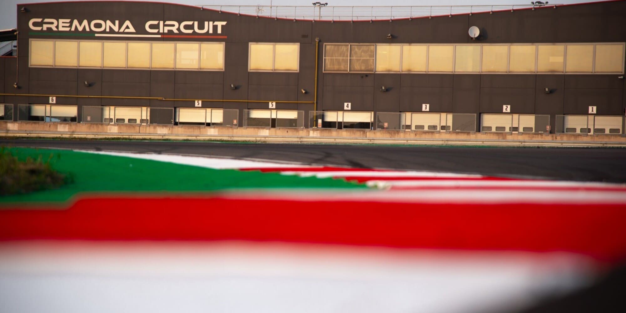 Lo spettacolo della SBK arriva sul tracciato di Cremona
