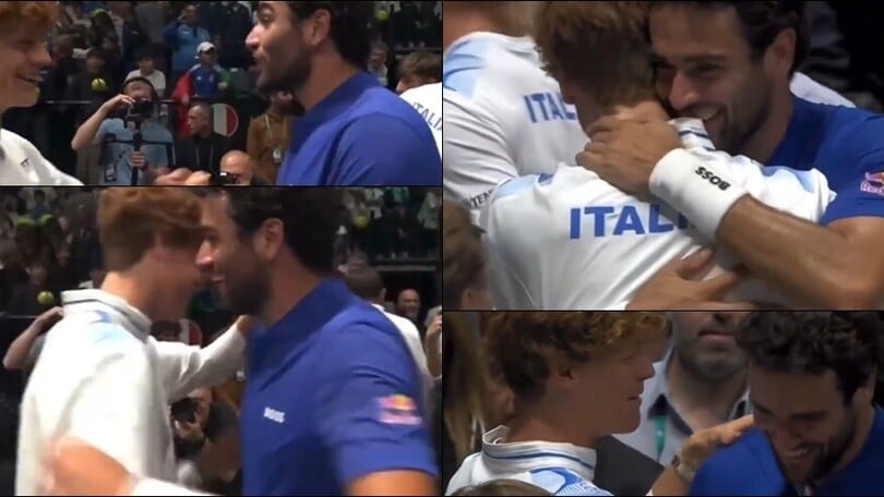 Berrettini esulta dopo il successo in Coppa Davis: l'abbraccio speciale con Sinner