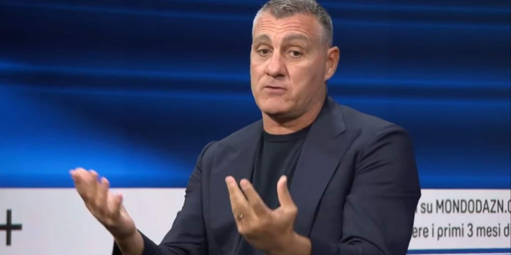 Vieri bacchetta Motta su Vlahovic: “Se vuoi fare un certo tipo di calcio…”