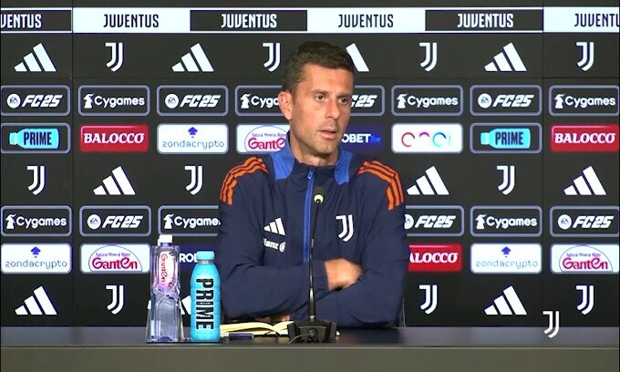 Thiago Motta su Vlahovic: "Sta lavorando bene"