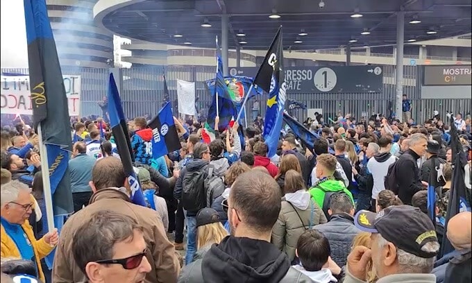 Blitz della polizia contro gli ultras di Inter e Milan