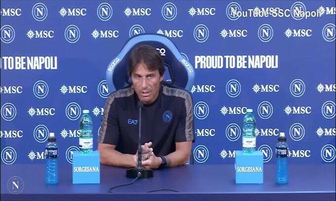 Conte: "Gestione primo posto attraverso il lavoro"