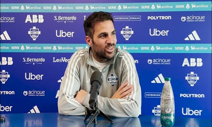 Fabregas elogia Conte: "Tra i più grandi allenatori degli ultimi 10 anni"