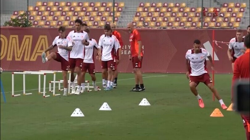 Hummels punge la Roma, frecciata sui social