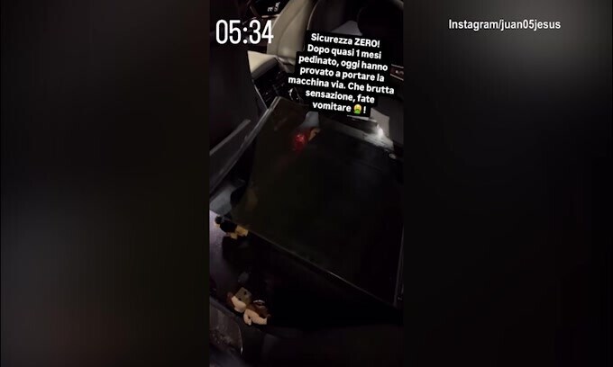 La macchina di Juan Jesus è ridotta così