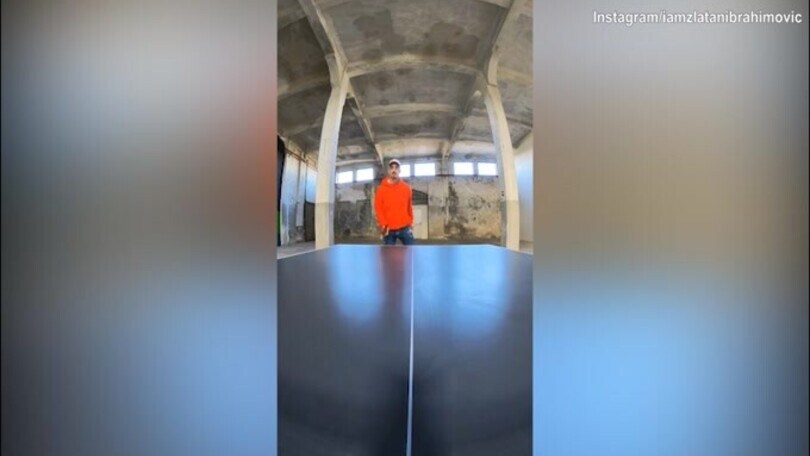 Ibrahimovic alle prese col ping pong