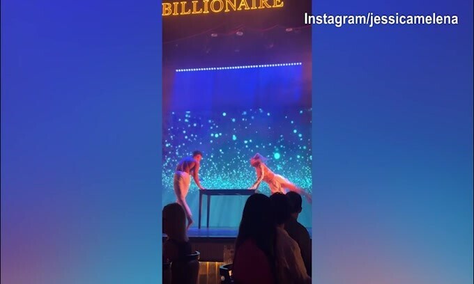 Serata in compagnia di uno spettacolo per Jessica e Ciro