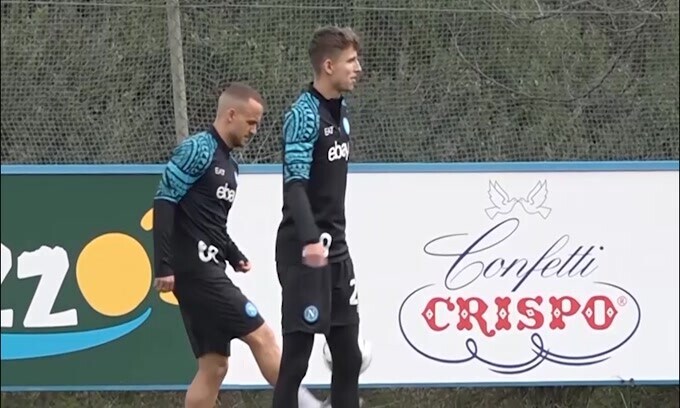 Napoli, contro l'Empoli senza Lobotka