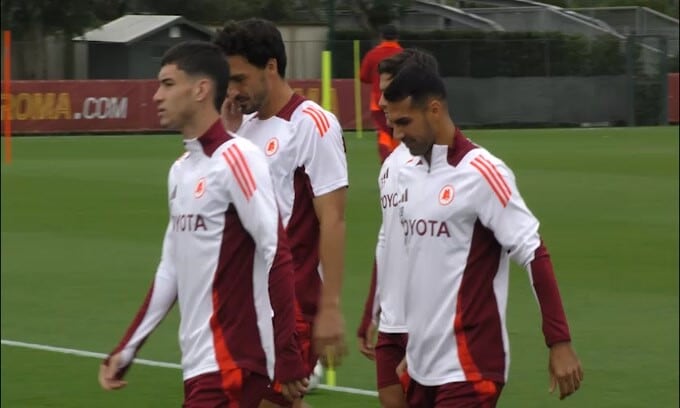 Roma, Dybala torna col gruppo