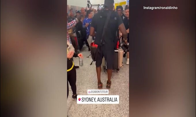Ronaldinho, che accoglienza in Australia
