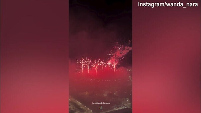 Wanda Nara, che vista da casa: il River gioca, lei osserva lo spettacolo
