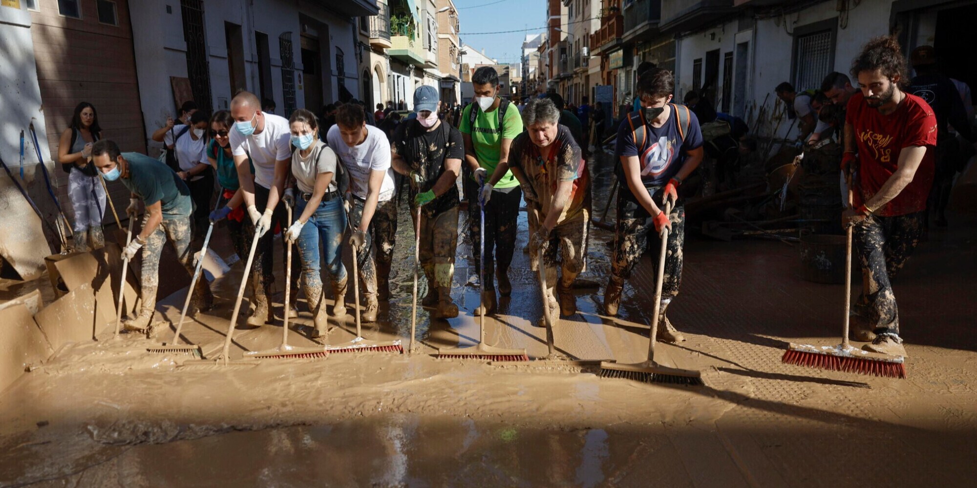 Bufera in Spagna, la Liga di Tebas continua a giocare: a Valencia morti a centinaia