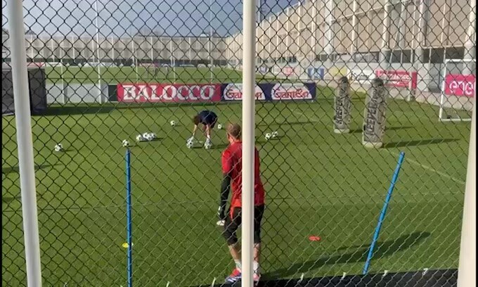 Portieri bombardati